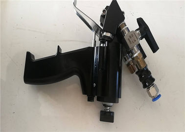 China Alto arma de espray eficiente del compresor de aire, flujo de funcionamiento del arma de espray de la espuma de la PU 2-9kg/Min proveedor