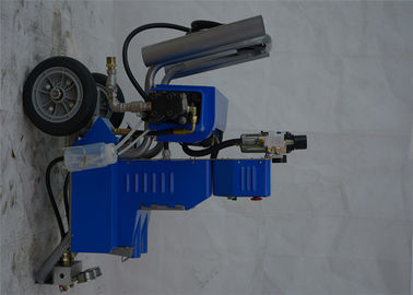 China Máquina durable del espray del poliuretano operación simple de la materia prima de 1/1 ratio proveedor