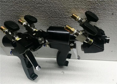 China Arma de espray doble de Polyurea del pistón tamaño pequeño con la válvula del interruptor manual proveedor
